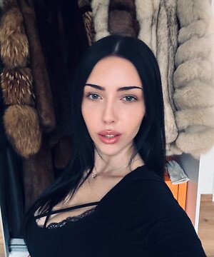 Elise Denisee Nude Leaked Photo #2