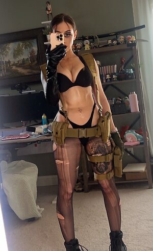 Elise Laurenne leaked photo #81