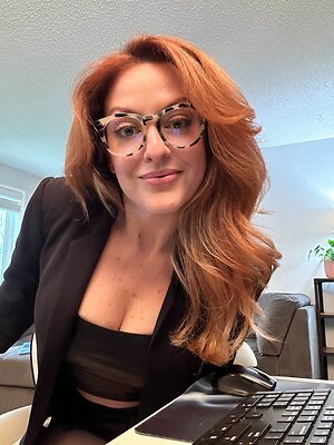 Elise McKenna