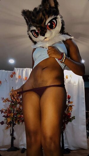 elisebrown147 leaked photo #2