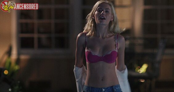 Elisha Cuthbert leaked photo #50