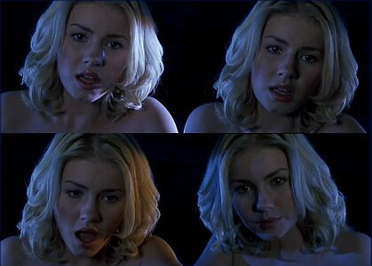 Elisha Cuthbert leaked photo #52