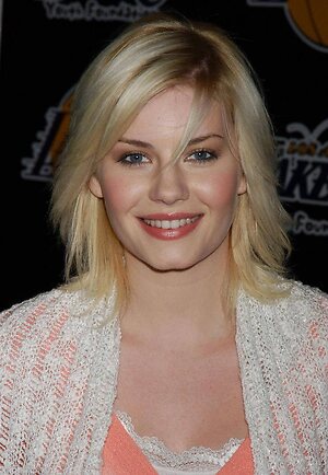 Elisha Cuthbert leaked photo #103