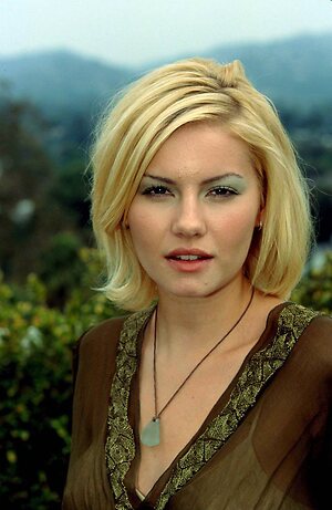 Elisha Cuthbert leaked photo #324