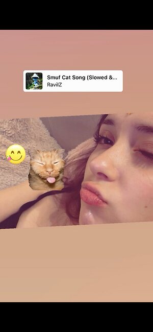 elissa.selen_ leaked photo #2