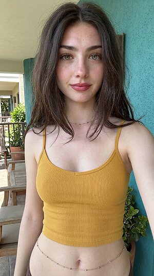 Eliza Browne leaked photo #63