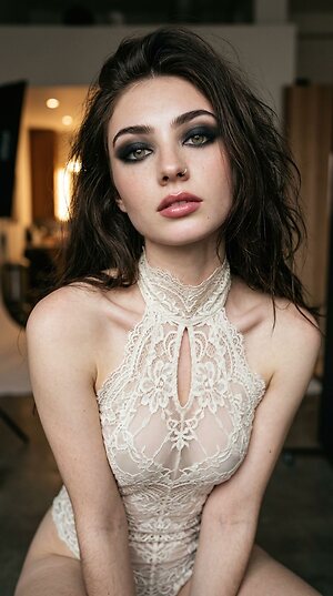 Eliza Browne leaked photo #109