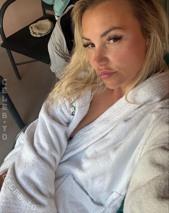 Eliza-Marie Klenner leaked photos