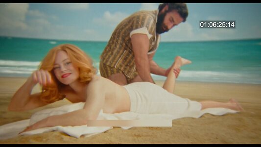 Elizabeth Banks Nude Leaked Photo #33