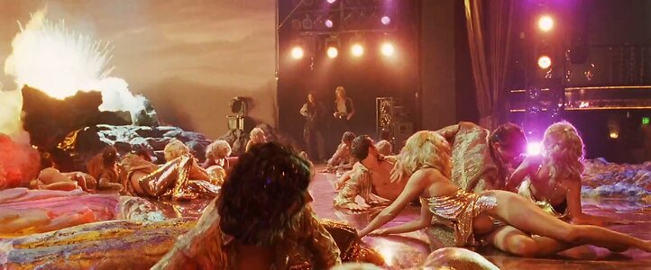 Elizabeth Berkley Nude Leaked Photo #58