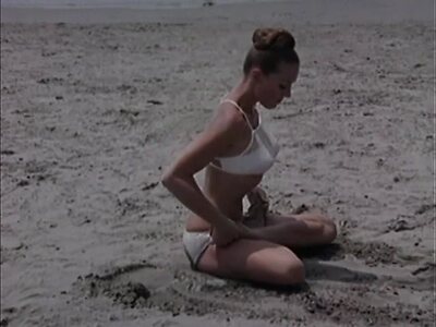 Elizabeth Campbell leaked photo #3