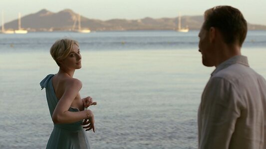 Elizabeth Debicki leaked photo #85