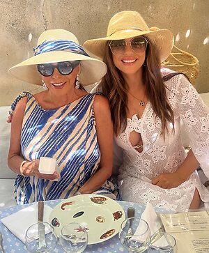 Elizabeth Hurley leaked photo #64