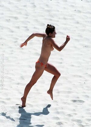 Elizabeth Jane Hurley Nude Leaked Photo #6