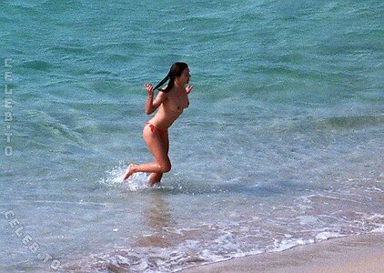 Elizabeth Jane Hurley Nude Leaked Photo #10