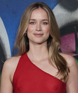 Elizabeth Lail leaked photo #17