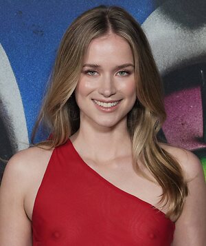 Elizabeth Lail leaked photo #66
