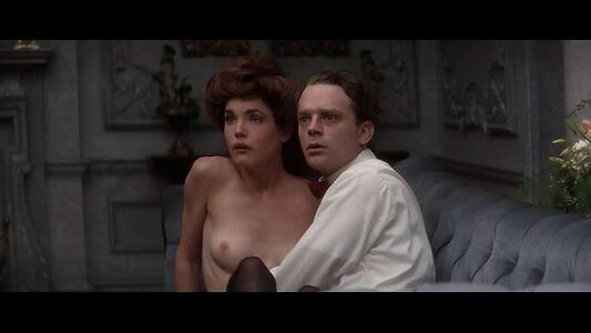 Elizabeth McGovern leaked photo #12