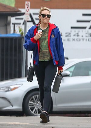 Elizabeth Olsen leaked photo #21