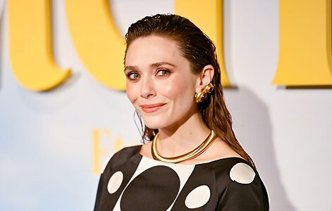 Elizabeth Olsen leaked photo #236