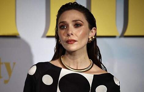 Elizabeth Olsen leaked photo #237