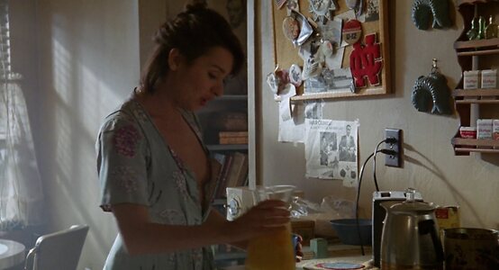 Elizabeth Pena Nude Leaked Photo #7