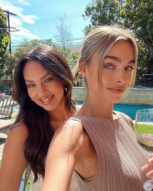 Elizabeth Turner leaked photo #16