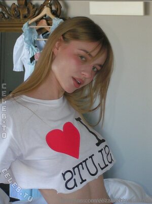 Elizabeth Vasilenko Nude Leaked Photo #64