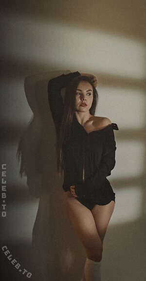 Elizavjeta Nude Leaked Photo #2