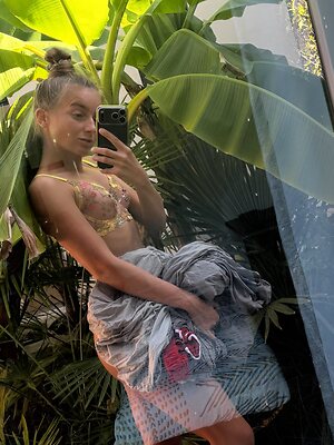 Eliz_Fit leaked photo #28