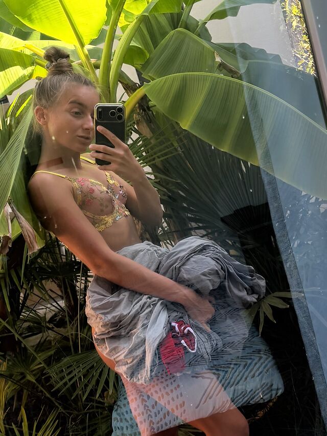 Eliz_Fit leaked photos