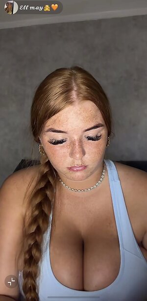 Ell May UK Tiktokker Nude Leaked Photo #18