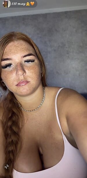 Ell May UK Tiktokker Nude Leaked Photo #20