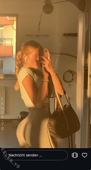 Ella Kania Nude Leaked Photo #18