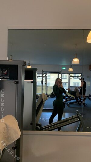 Ella Kania Nude Leaked Photo #31