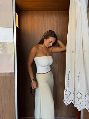 Ella M Nude Leaked Photo #47