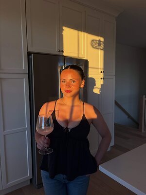 Ella Macpherson leaked photo #3