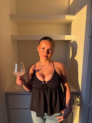 Ella Macpherson leaked photo #5