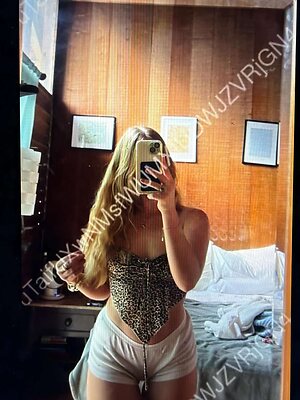 Ella Moncrief leaked photo #13
