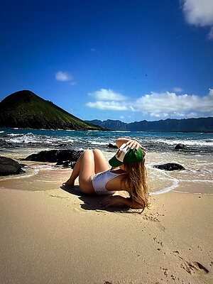 Ella Moncrief leaked photo #21
