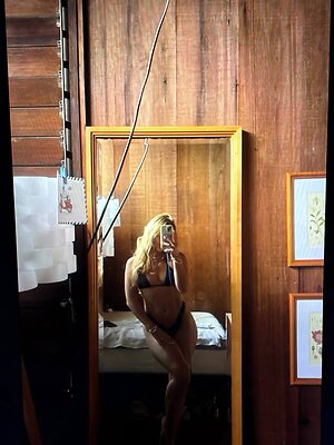Ella Moncrief leaked photo #24