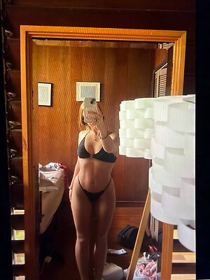 Ella Moncrief leaked photo #138