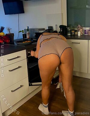 Ella petite leaked photo #87