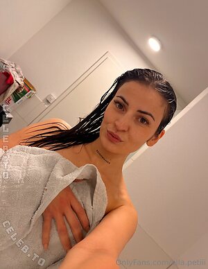 Ella petite leaked photo #108