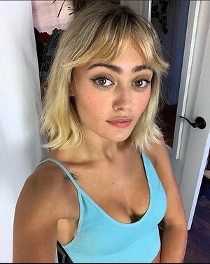 Ella Purnell leaked photo #24