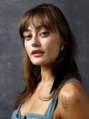Ella Purnell