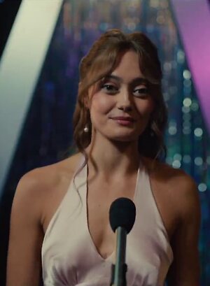 Ella Purnell