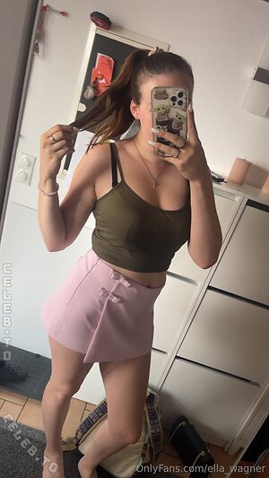 Ella wagner photo