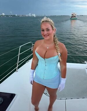 Ella leaked photo #57