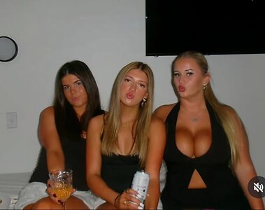 Ella leaked photo #76